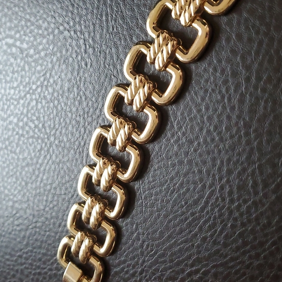 Bracelet - Picture 3 of 8